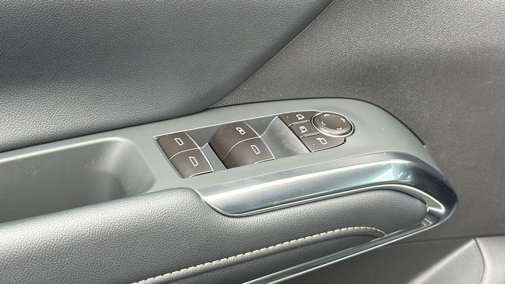 Thumbnail: 2026 Chevrolet Traverse - 26