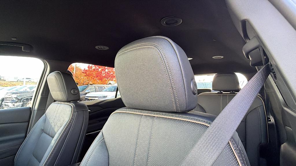 Thumbnail: 2026 Chevrolet Traverse - 10