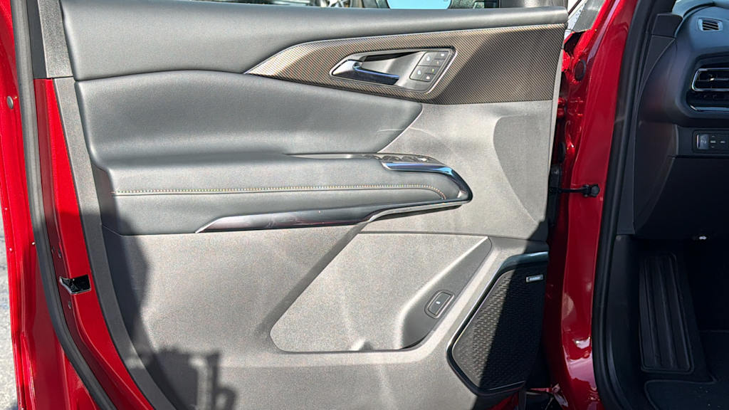 Thumbnail: 2026 Chevrolet Traverse - 29