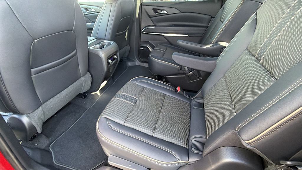 Thumbnail: 2026 Chevrolet Traverse - 12