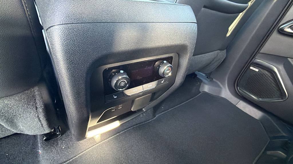 Thumbnail: 2026 Chevrolet Traverse - 30