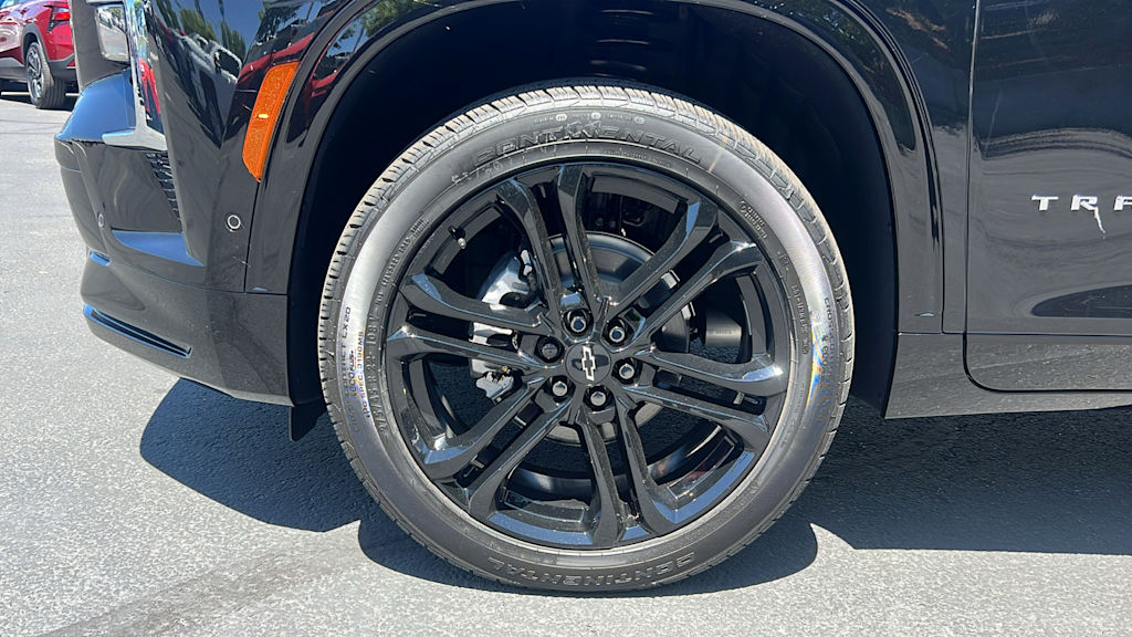 Thumbnail: 2025 Chevrolet Traverse - 8