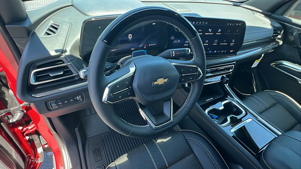 Thumbnail: 2025 Chevrolet Traverse - 2