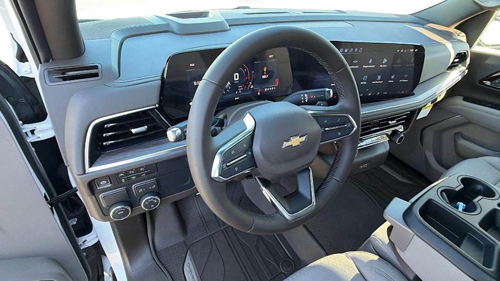 Thumbnail: 2026 Chevrolet Suburban - 2