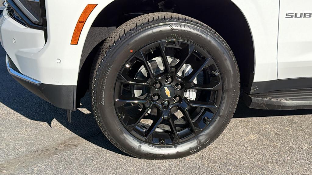 Thumbnail: 2026 Chevrolet Suburban - 7