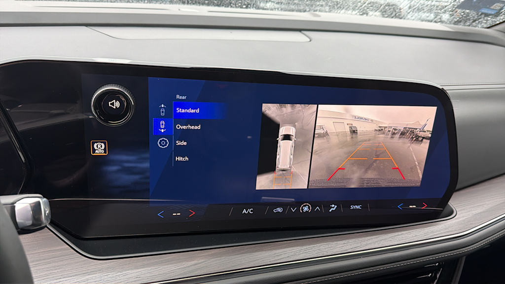 Thumbnail: 2026 Chevrolet Suburban - 22