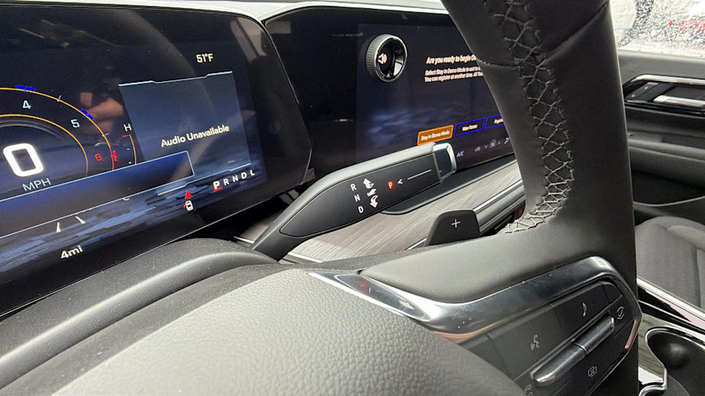 Thumbnail: 2026 Chevrolet Suburban - 15