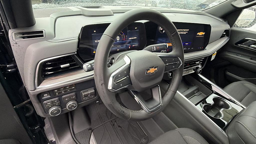 Thumbnail: 2026 Chevrolet Suburban - 2