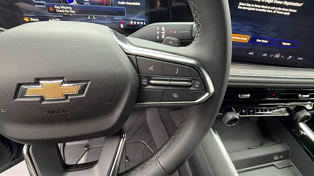 Thumbnail: 2026 Chevrolet Suburban - 25