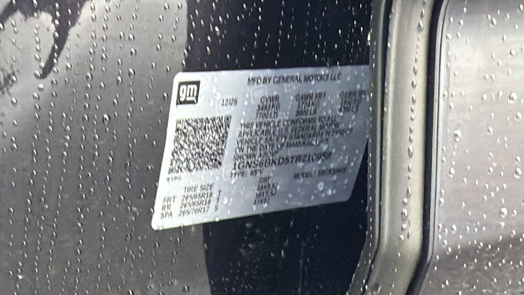 Thumbnail: 2026 Chevrolet Suburban - 18