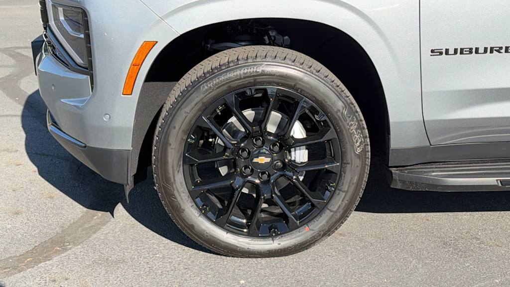 Thumbnail: 2026 Chevrolet Suburban - 7