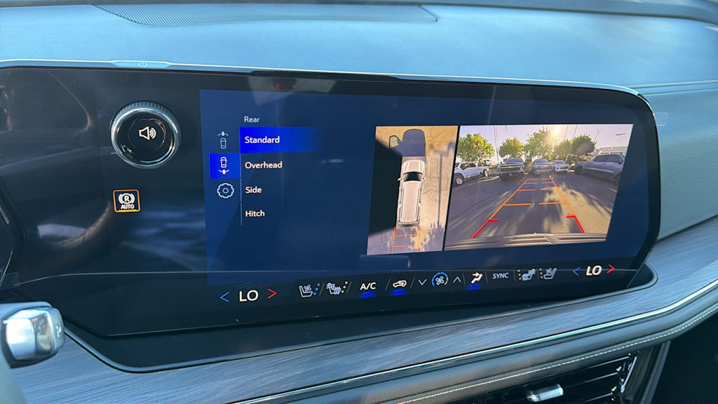 Thumbnail: 2026 Chevrolet Suburban - 22