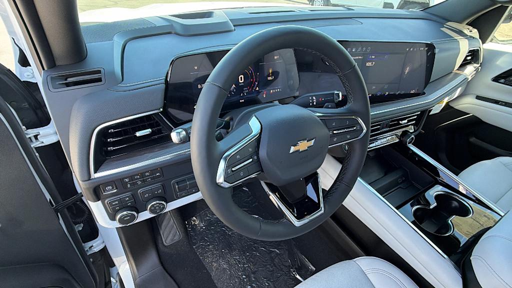Thumbnail: 2026 Chevrolet Suburban - 2