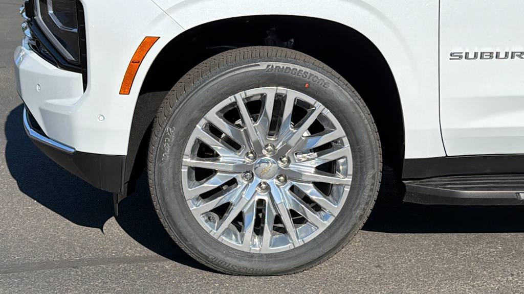 Thumbnail: 2026 Chevrolet Suburban - 8