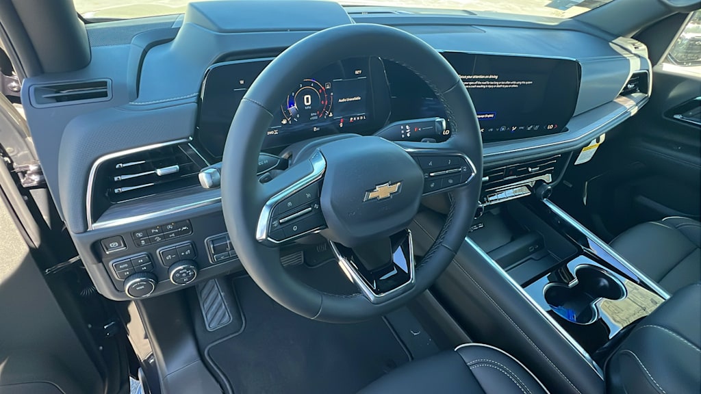 Thumbnail: 2025 Chevrolet Suburban - 2