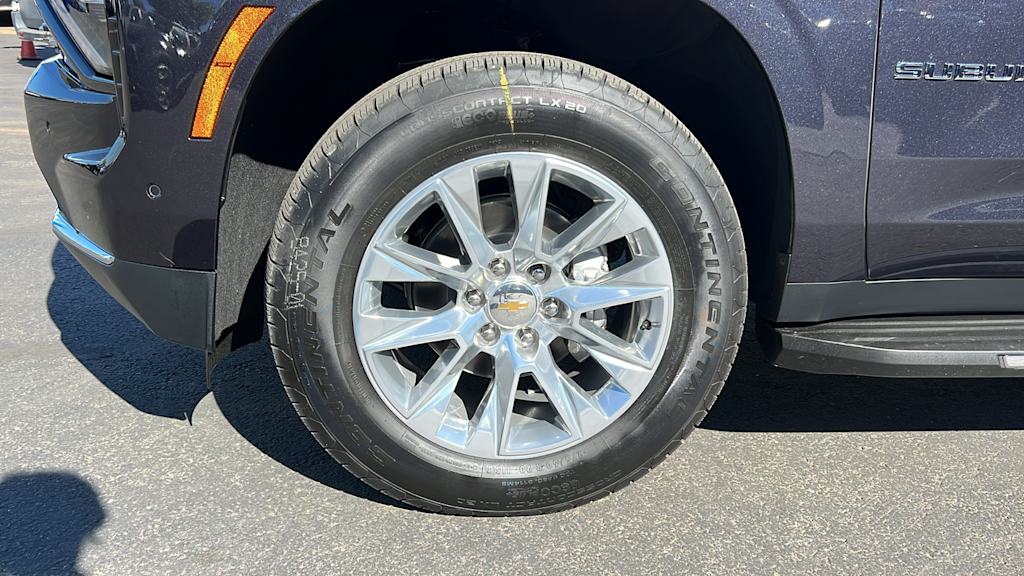 Thumbnail: 2025 Chevrolet Suburban - 7