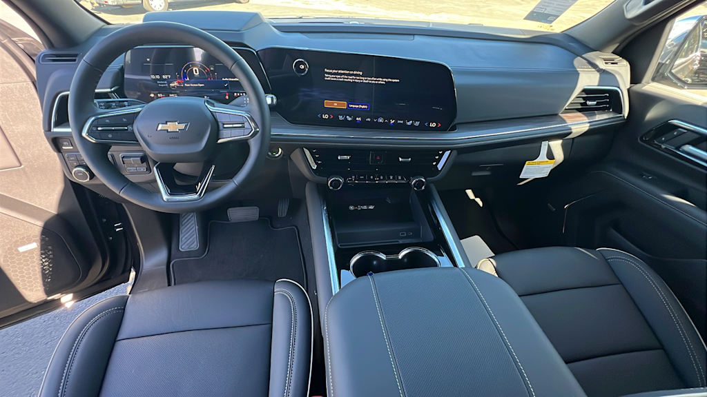 Thumbnail: 2025 Chevrolet Suburban - 12