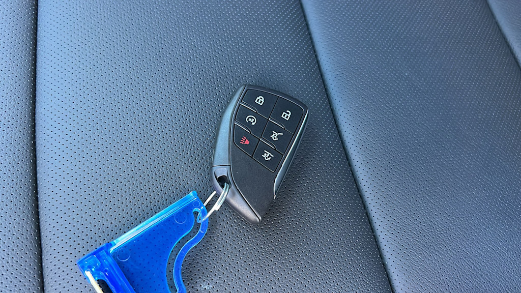 Thumbnail: 2025 Chevrolet Suburban - 16