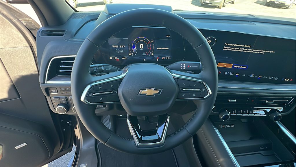 Thumbnail: 2025 Chevrolet Suburban - 8