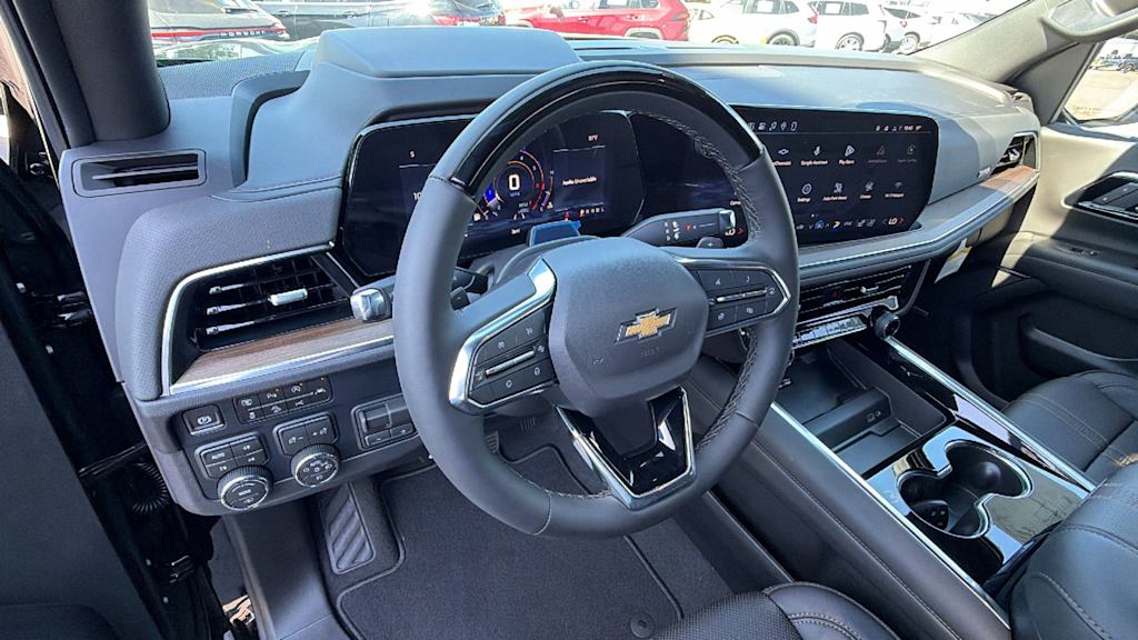 Thumbnail: 2026 Chevrolet Suburban - 2