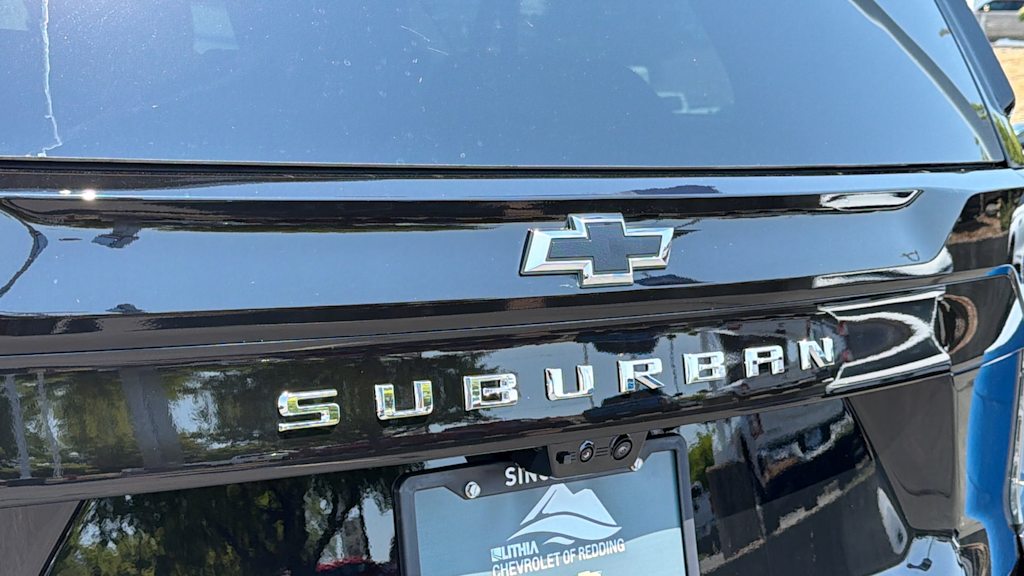 Thumbnail: 2026 Chevrolet Suburban - 30