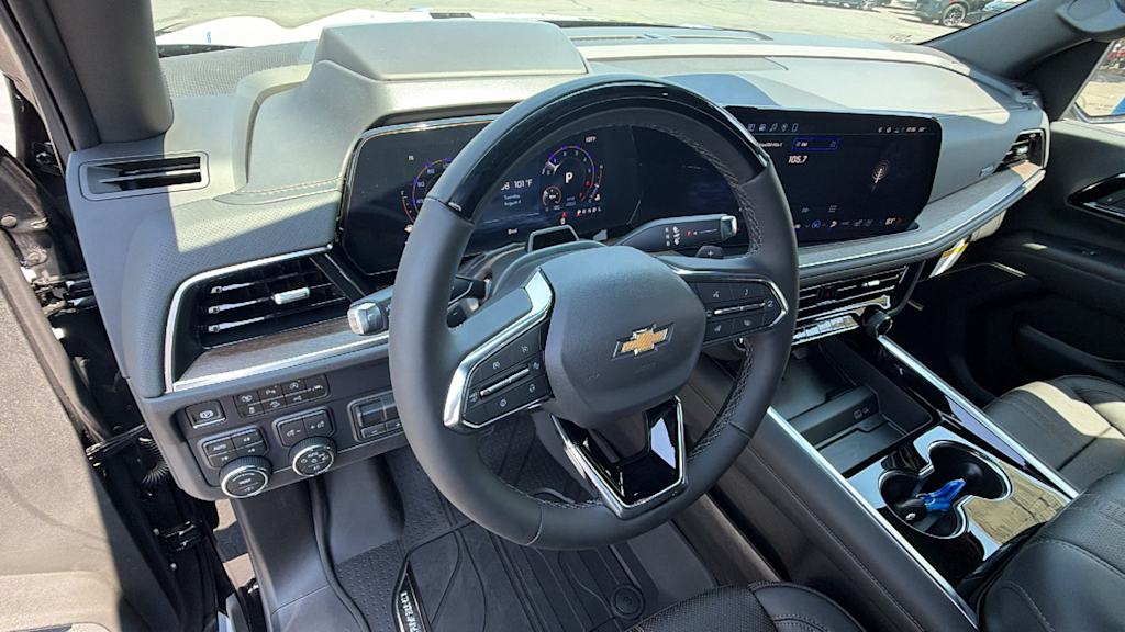 Thumbnail: 2026 Chevrolet Suburban - 2