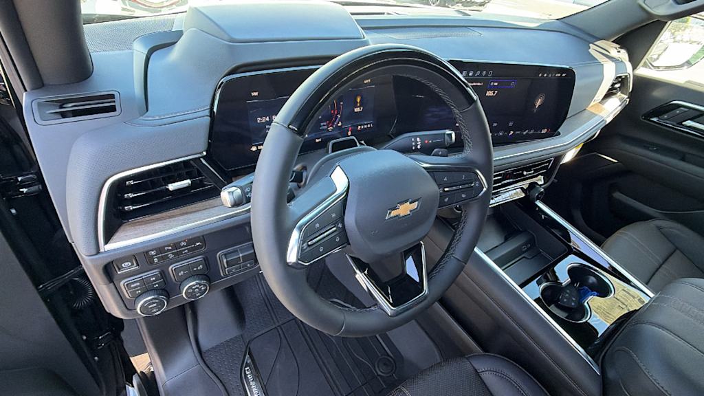 Thumbnail: 2026 Chevrolet Suburban - 2