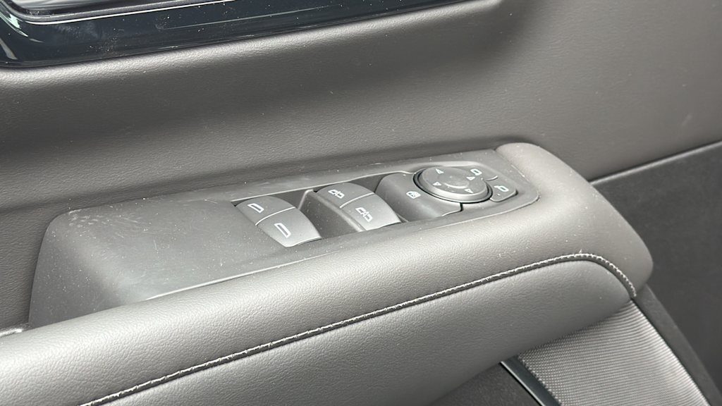 Thumbnail: 2026 Chevrolet Tahoe - 25