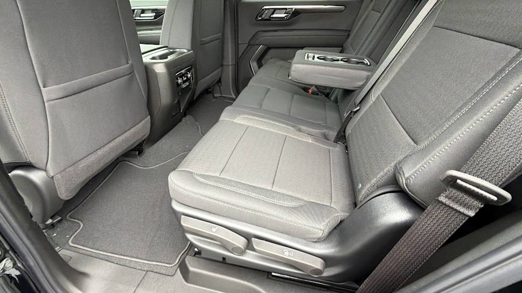 Thumbnail: 2026 Chevrolet Tahoe - 27