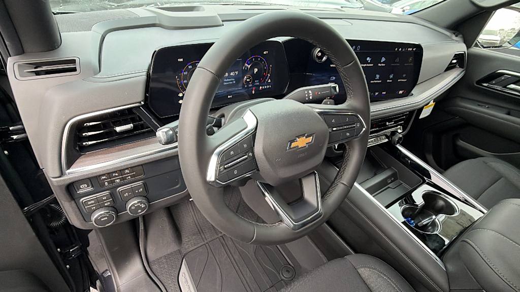 Thumbnail: 2026 Chevrolet Tahoe - 2