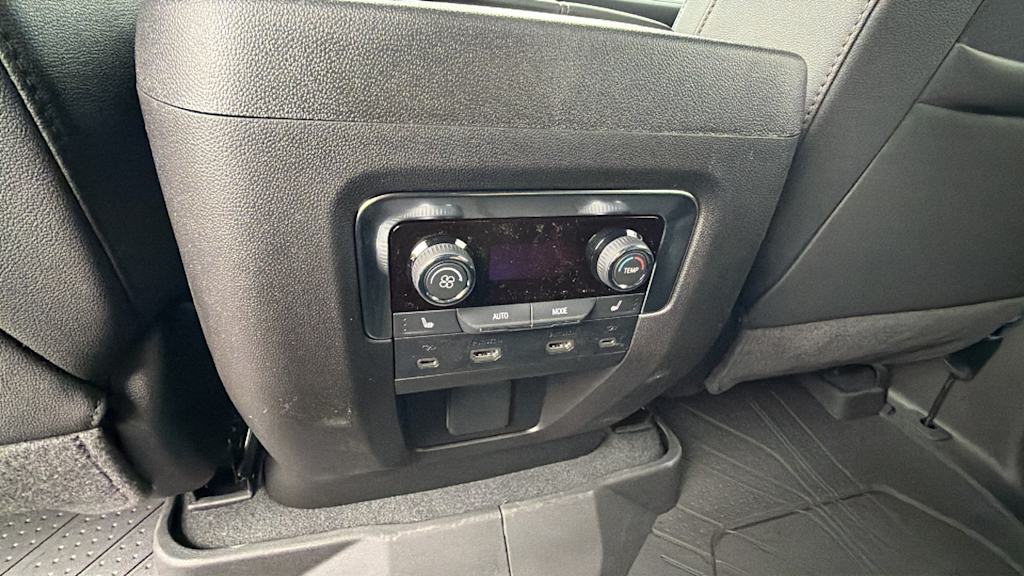 Thumbnail: 2026 Chevrolet Tahoe - 29