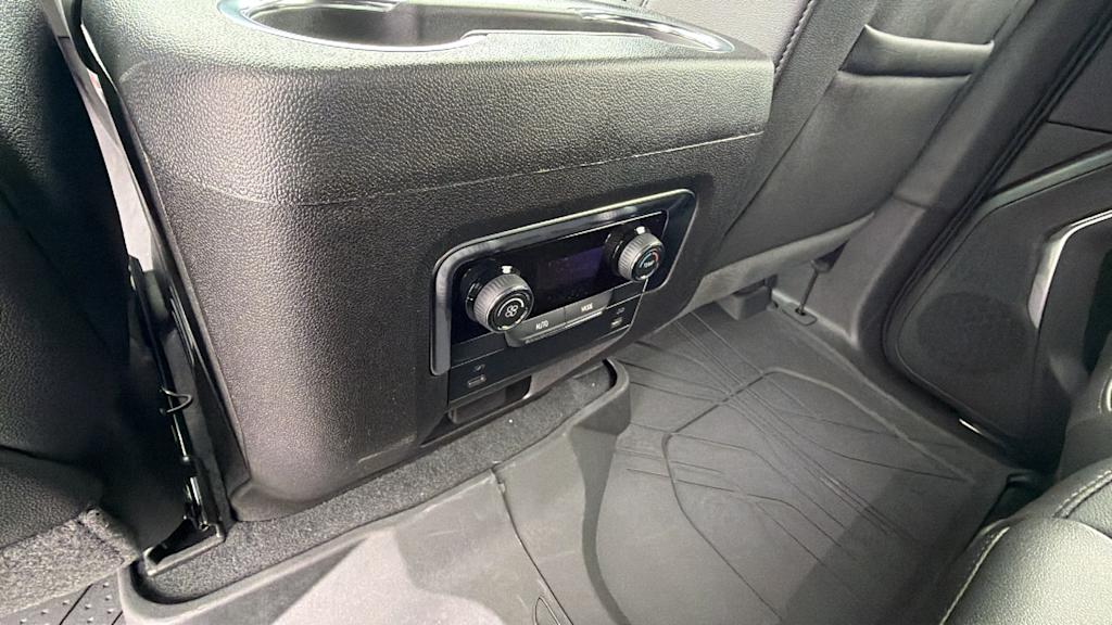 Thumbnail: 2026 Chevrolet Tahoe - 29