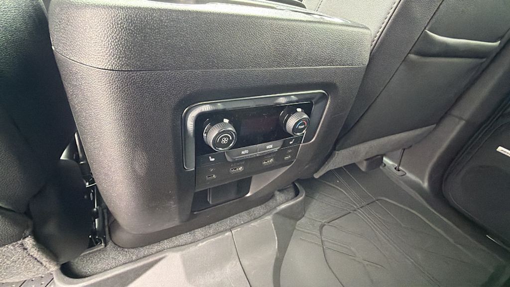 Thumbnail: 2026 Chevrolet Tahoe - 29