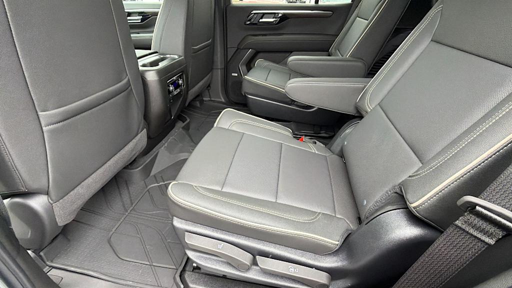 Thumbnail: 2026 Chevrolet Tahoe - 10