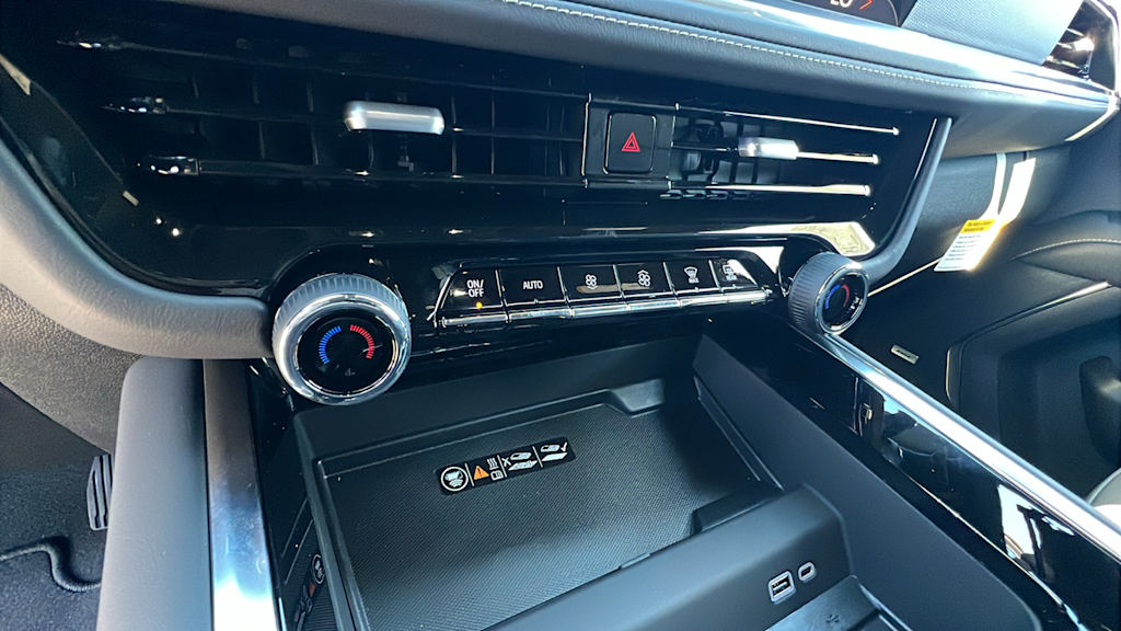 Thumbnail: 2025 Chevrolet Tahoe - 23