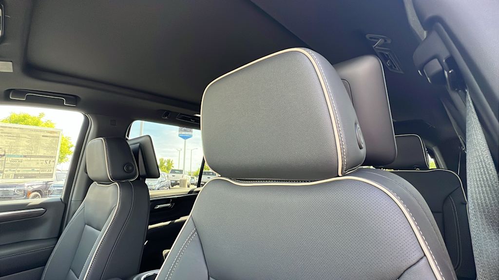 Thumbnail: 2025 Chevrolet Tahoe - 21