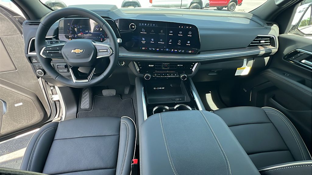 Thumbnail: 2025 Chevrolet Tahoe - 12