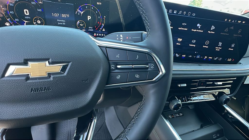 Thumbnail: 2025 Chevrolet Tahoe - 25