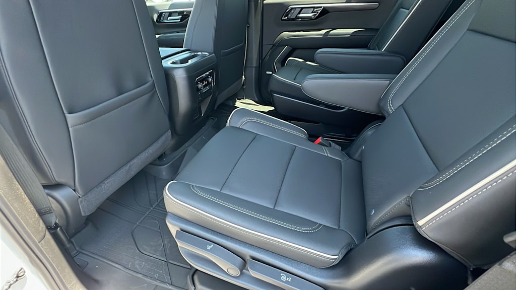 Thumbnail: 2025 Chevrolet Tahoe - 27