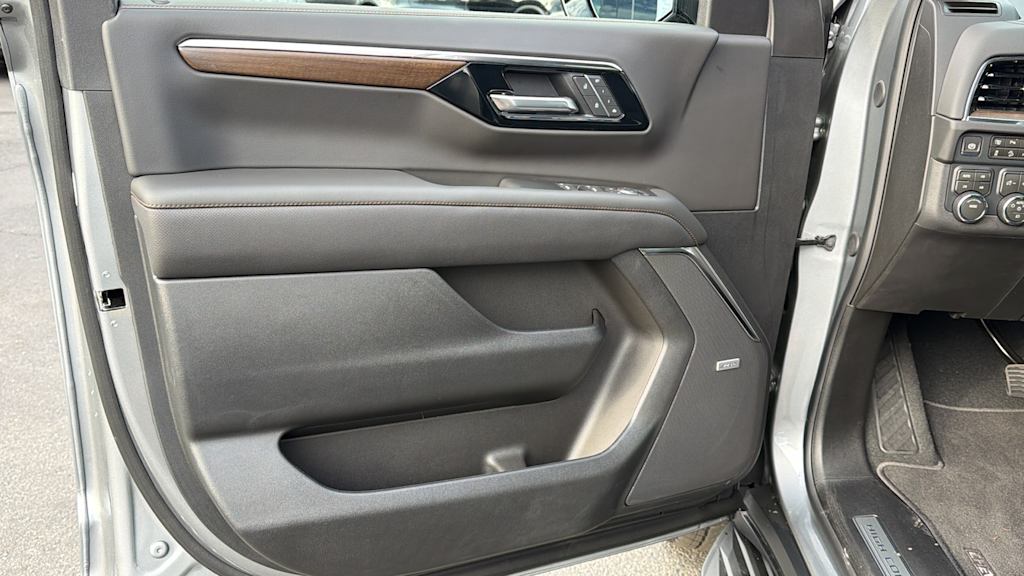 Thumbnail: 2026 Chevrolet Tahoe - 29