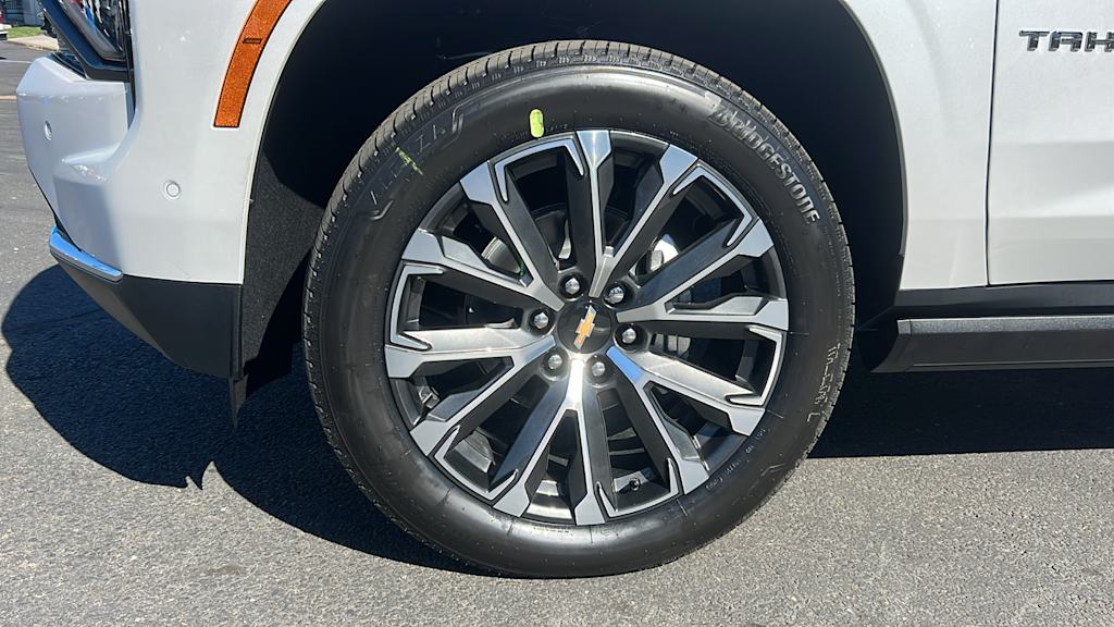 Thumbnail: 2025 Chevrolet Tahoe - 8