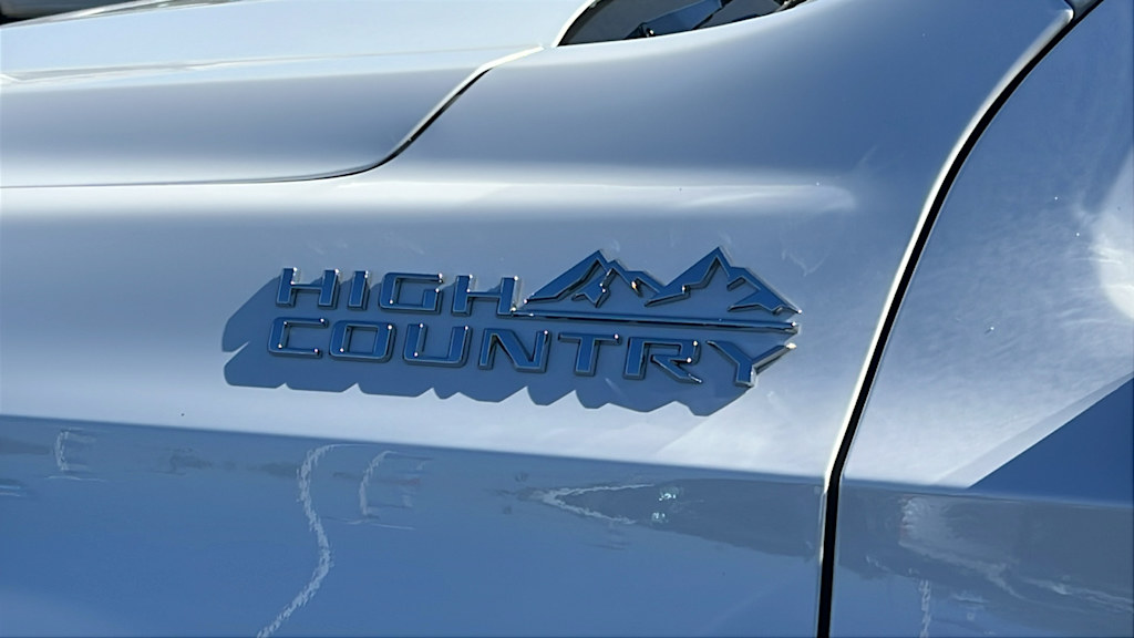 Thumbnail: 2025 Chevrolet Tahoe - 17