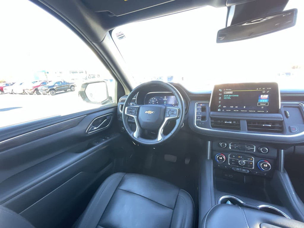 2023 Chevrolet Suburban 1500 LT 14