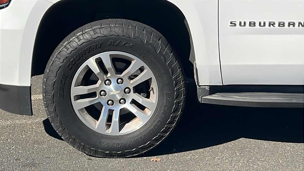 Thumbnail: 2019 Chevrolet Suburban - 7