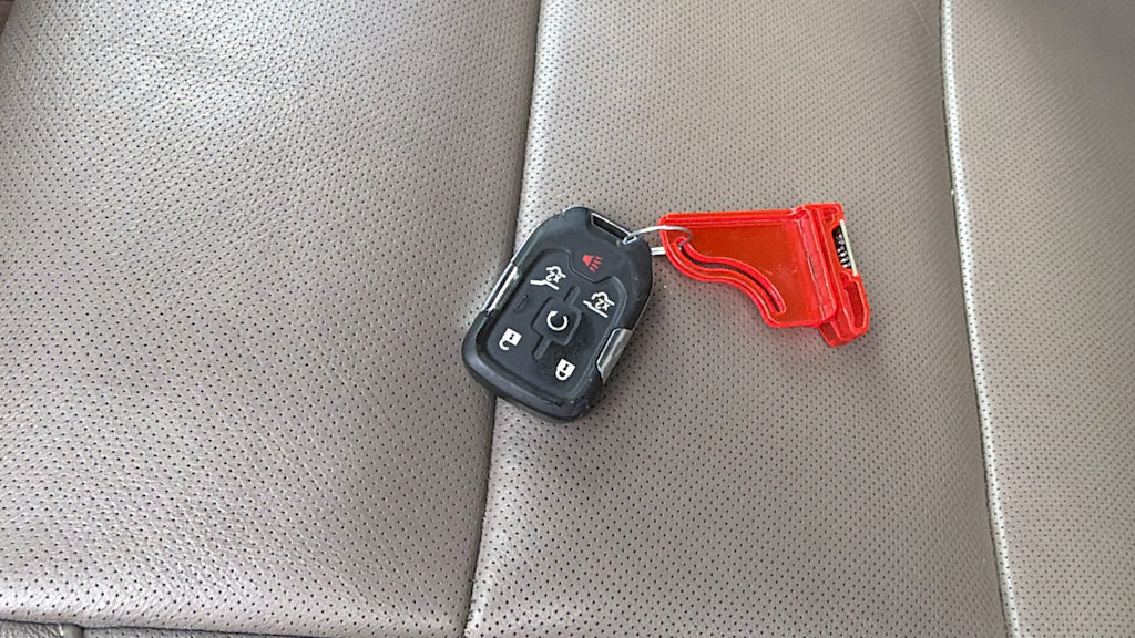 Thumbnail: 2016 Chevrolet Suburban - 15