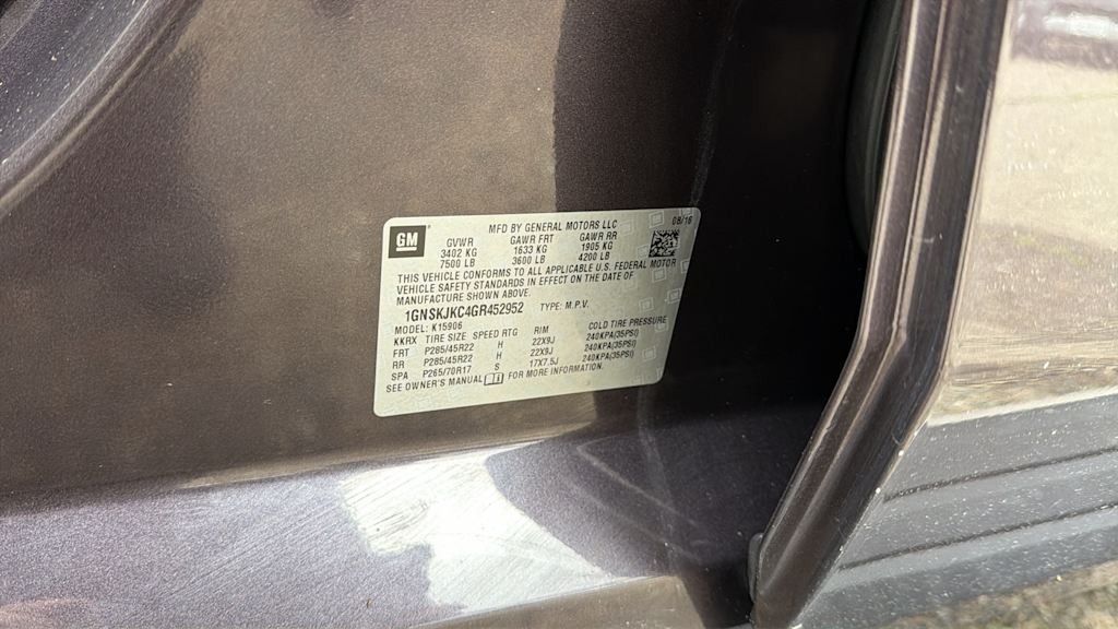 Thumbnail: 2016 Chevrolet Suburban - 16