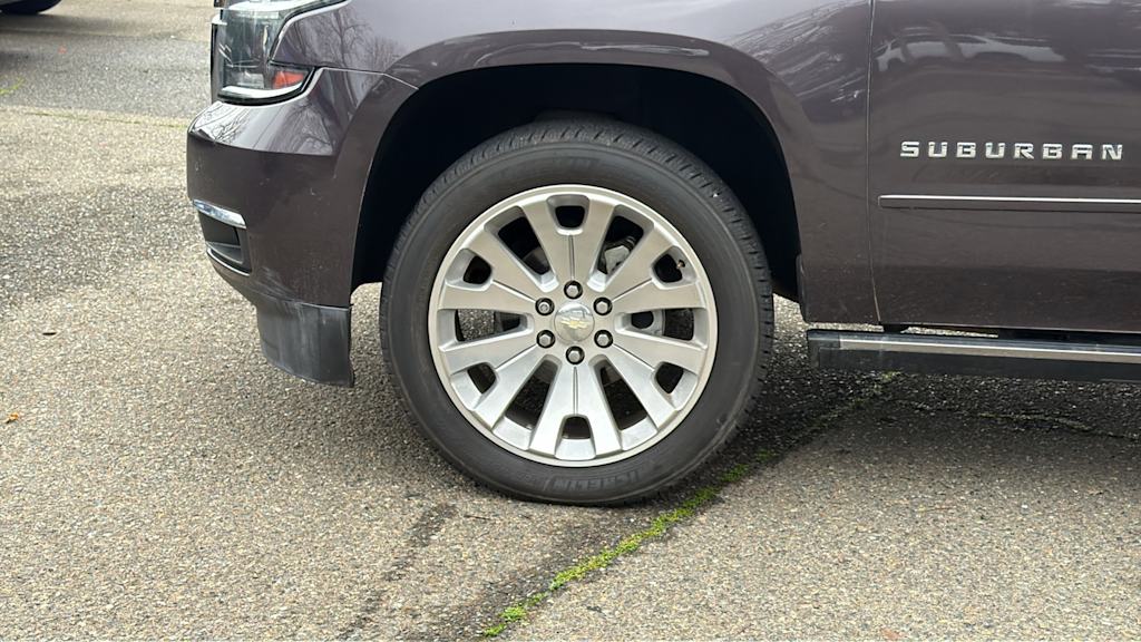Thumbnail: 2016 Chevrolet Suburban - 7
