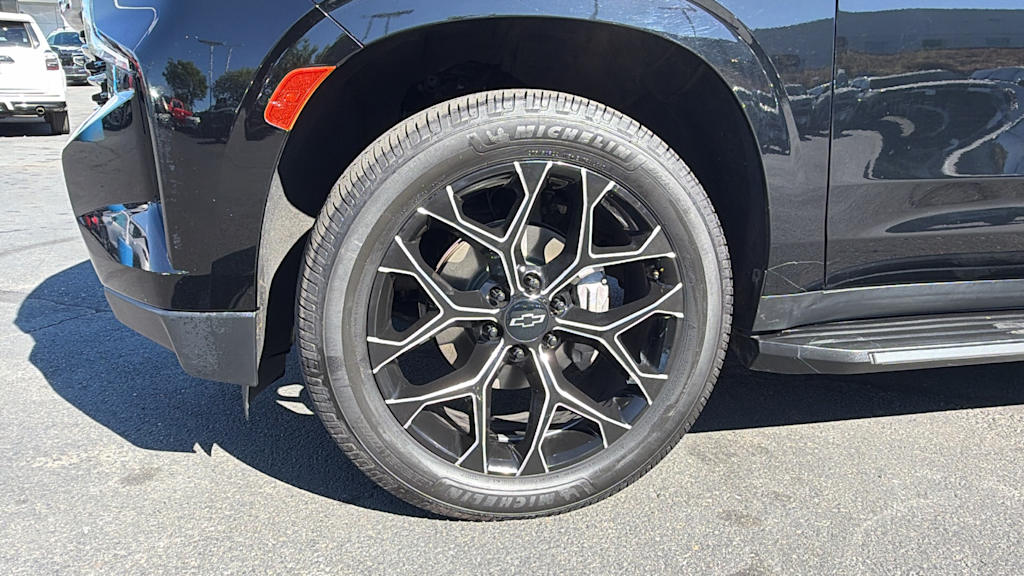 Thumbnail: 2021 Chevrolet Tahoe - 8