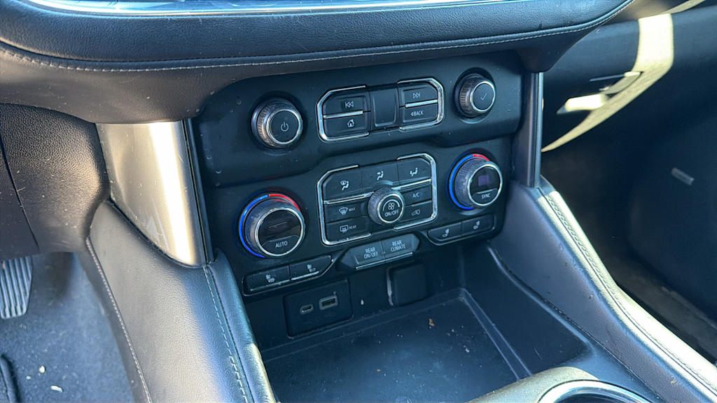 Thumbnail: 2021 Chevrolet Tahoe - 21