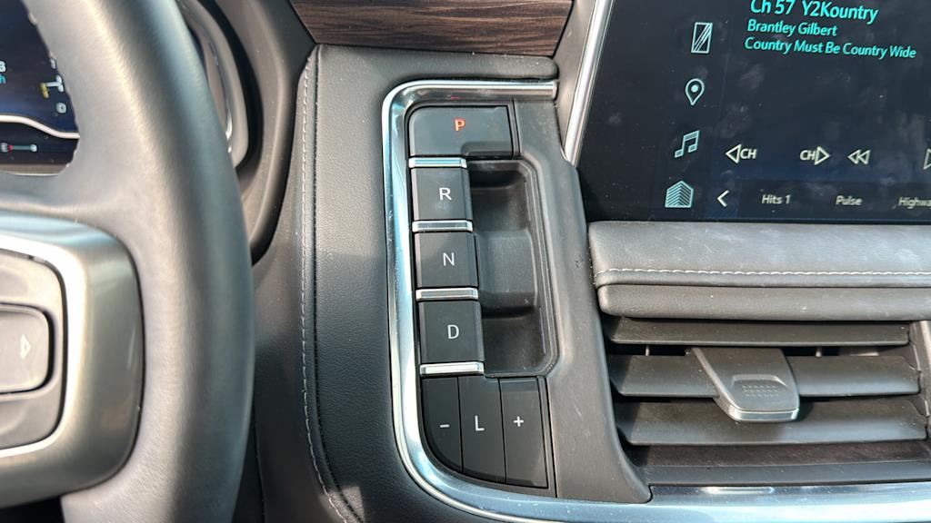 Thumbnail: 2023 Chevrolet Tahoe - 13